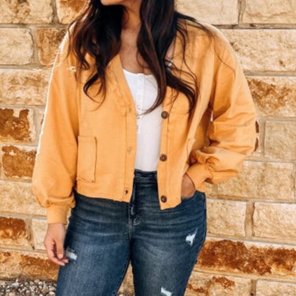 Mustard jacket - Picture 1 of 2